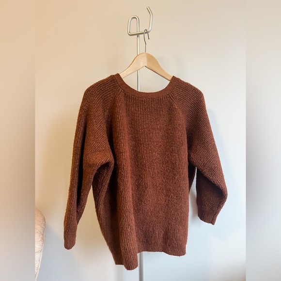 🌰Chesnut Reversible Sweater🌰 Size M - Picture 4 of 6
